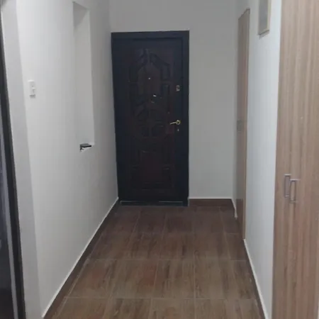 Red Apartman 3 * Trebinje