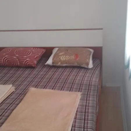 Red Apartman 3 Apartament
